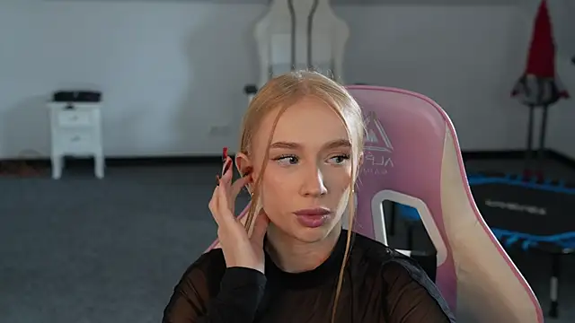 Snapshot of Amelia_Blaze chatting on October 2025 10:36:01 AM Amelia Blaze online show from October 2025 10:36:01 AM