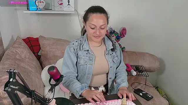 megan doll2 online show from September 2025 09:47:02 PM