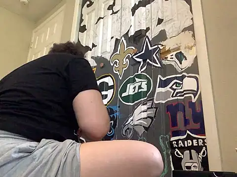 Snapshot of QueenNuttCollector chatting on May 2026 08:49:02 PM QueenNuttCollector online show from May 2026 08:49:02 PM