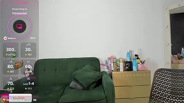 HOTBLACKANDWHITE2 online show from September 2025 11:27:02 PM