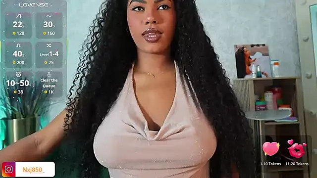 HOTBLACKANDWHITE2 online show from March 2026 04:12:02 AM