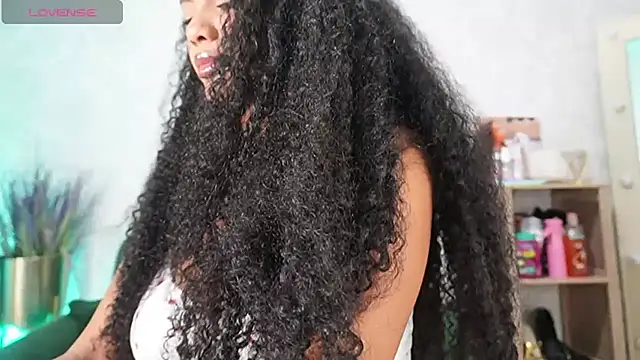 HOTBLACKANDWHITE2 online show from April 2026 03:06:01 AM