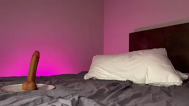 Pi-x-ie online show from April 2026 03:42:02 PM