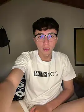 CamiRojas boy online show from August 2026 03:38:02 AM