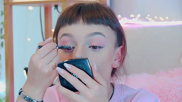 ElisabethDavis online show from September 2025 03:24:02 PM