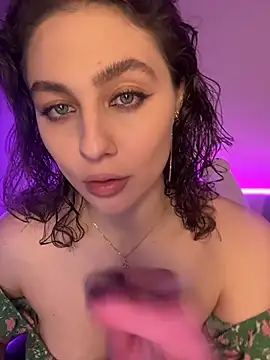 Snapshot of Your_insomniya chatting on November 2025 08:01:01 PM Your insomniya online show from November 2025 08:01:01 PM