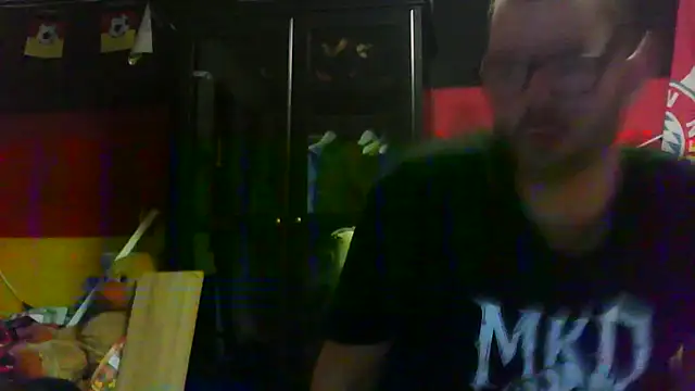 Die-geile-Sau online show from October 2025 08:20:02 PM