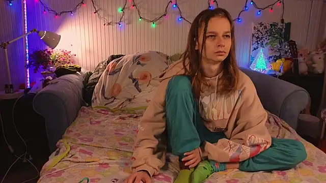 Frank Fraer online show from November 2025 08:05:01 PM