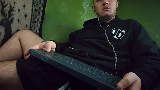 sweet cock28 online show from March 2025 03:30:02 PM