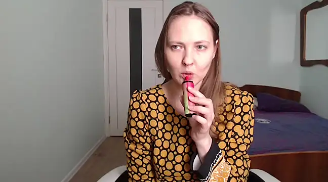 VioletLily online show from February 2025 01:07:01 PM