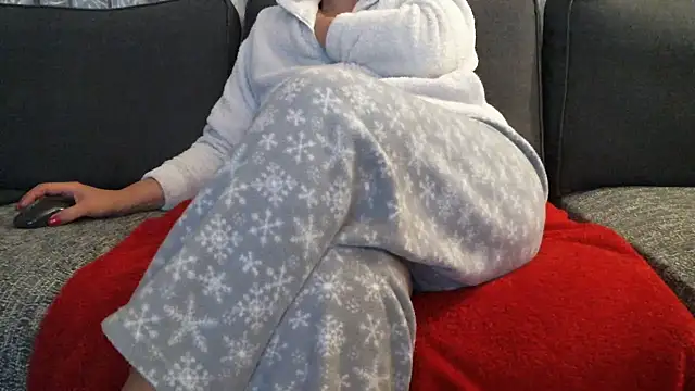 mysteriouscouple001 online show from March 2026 09:04:02 PM