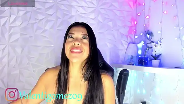 Valetigomez online show from February 2026 02:29:02 AM