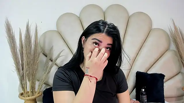 Natasha  Blue online show from October 2025 10:36:02 AM