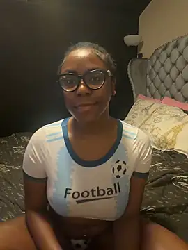 TrueeFantasee online show from April 2026 12:31:01 AM