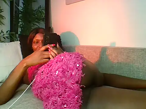 Snapshot of tashwaa chatting on February 2026 03:45:01 AM tashwaa online show from February 2026 03:45:01 AM