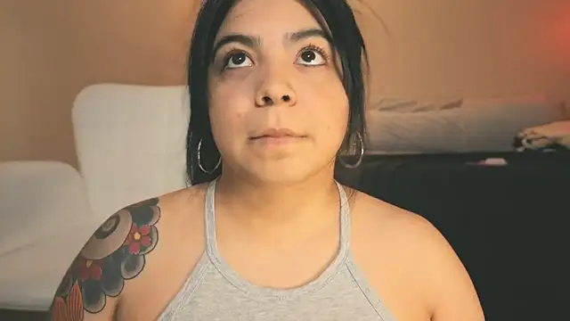 kimmiakiss22 online show from March 2025 03:20:01 AM