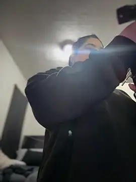 kimmiakiss22 online show from March 2026 08:27:02 PM