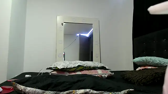 dolcemacca online show from January 2025 03:59:01 AM