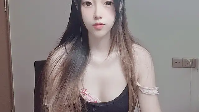 VaerySaenz online show from November 2025 02:10:02 AM