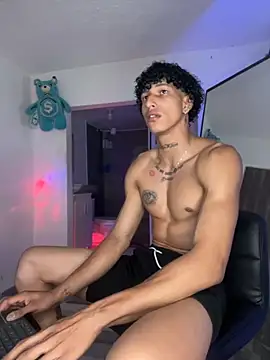 mike casseano online show from November 2025 04:45:02 AM