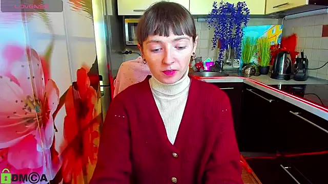 Snapshot of TayanaJons chatting on February 2026 07:57:01 AM TayanaJons online show from February 2026 07:57:01 AM