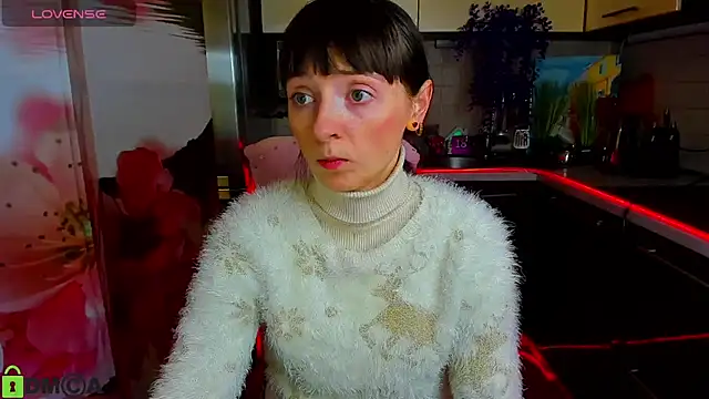 Snapshot of TayanaJons chatting on February 2026 08:07:02 AM TayanaJons online show from February 2026 08:07:02 AM