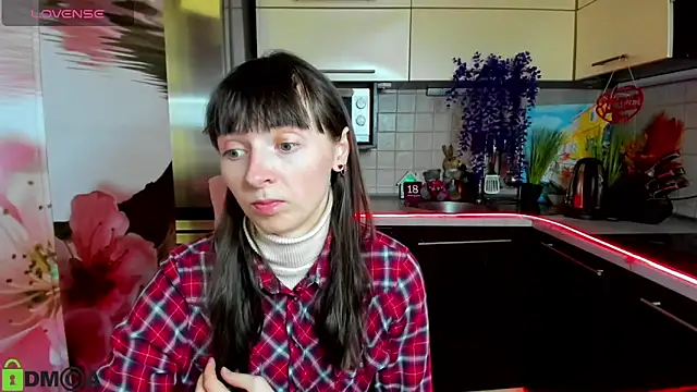 Snapshot of TayanaJons chatting on February 2026 08:11:01 AM TayanaJons online show from February 2026 08:11:01 AM