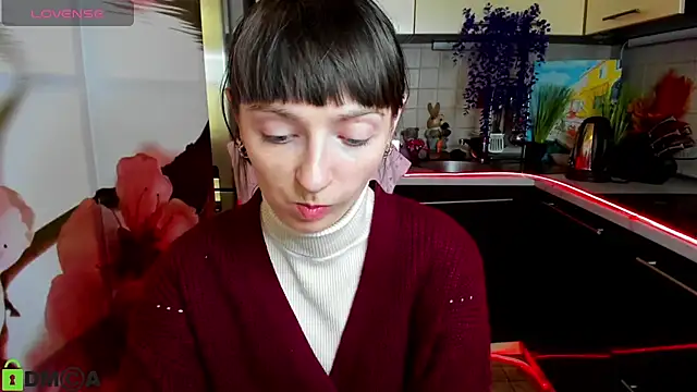 Snapshot of TayanaJons chatting on February 2026 08:13:01 AM TayanaJons online show from February 2026 08:13:01 AM