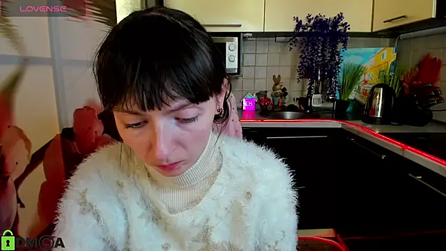 Snapshot of TayanaJons chatting on February 2026 08:10:01 AM TayanaJons online show from February 2026 08:10:01 AM