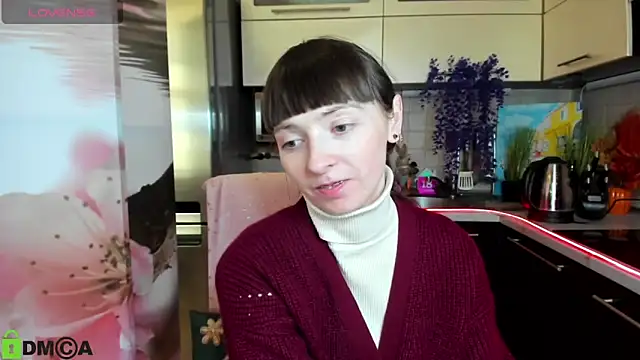 Snapshot of TayanaJons chatting on February 2026 08:02:02 AM TayanaJons online show from February 2026 08:02:02 AM