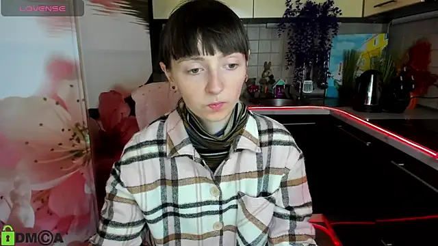 Snapshot of TayanaJons chatting on February 2026 08:25:02 AM TayanaJons online show from February 2026 08:25:02 AM