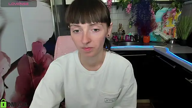 TayanaJons online show from April 2026 07:22:01 AM