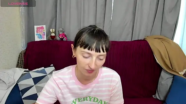 TayanaJons online show from July 2026 11:17:02 AM