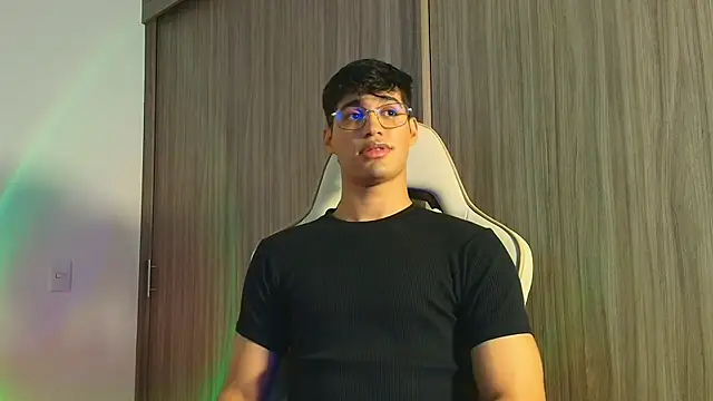 Jimmy Leeh  online show from November 2025 04:11:01 AM