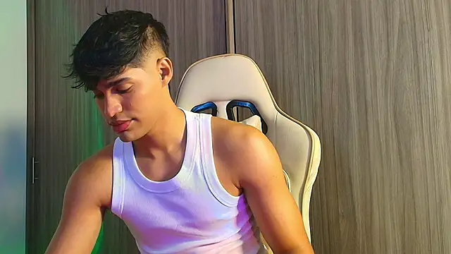 Jimmy Leeh  online show from November 2025 03:56:01 AM