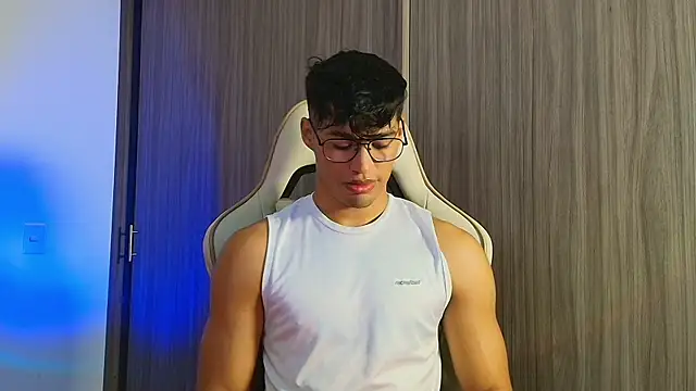 Jimmy Leeh  online show from December 2025 04:44:02 AM