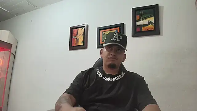 myke andrade online show from December 2025 03:45:02 AM