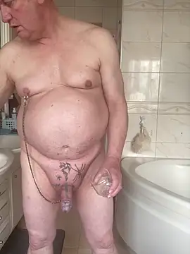 StripperOnStage online show from April 2026 05:33:02 AM