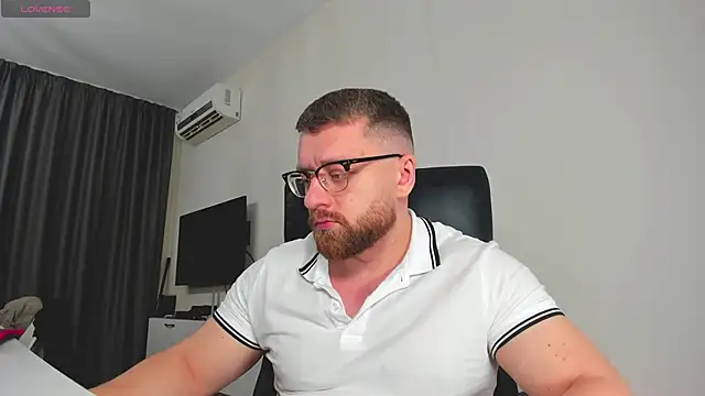 Findom guy online show from February 2026 06:01:01 PM