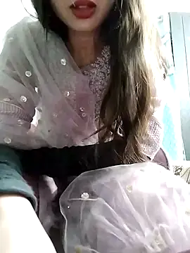 Snapshot of Noor_Darliing chatting on January 2025 03:13:02 PM Noor Darliing online show from January 2025 03:13:02 PM