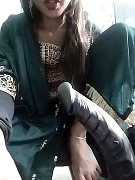 Snapshot of Noor_Darliing chatting on February 2025 06:06:01 PM Noor Darliing online show from February 2025 06:06:01 PM