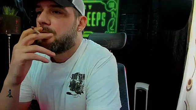 LexXHardy online show from February 2025 12:37:02 PM