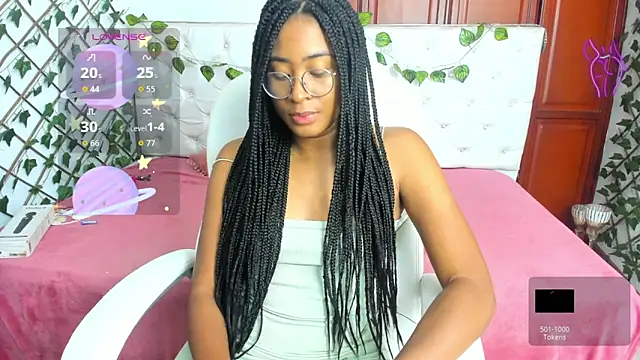 Andrea Williams24 online show from November 2025 02:39:01 PM