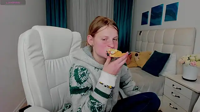 Kathlyn  Heath online show from February 2025 07:20:02 PM