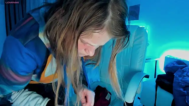 Kathlyn  Heath online show from March 2025 09:49:01 PM