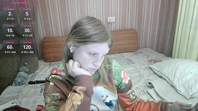 Snapshot of Kathlyn__Heath chatting on May 2026 06:17:01 PM Kathlyn Heath online show from May 2026 06:17:01 PM