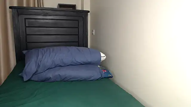 NIKKIE LOVE online show from October 2025 01:36:03 PM