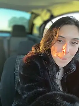 Lilith  D online show from February 2025 05:42:01 PM