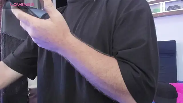 michacosio online show from April 2026 01:30:01 AM