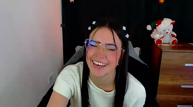 Snapshot of Isa_Maiden1 chatting on December 2024 10:11:02 PM Isa Maiden1 online show from December 2024 10:11:02 PM